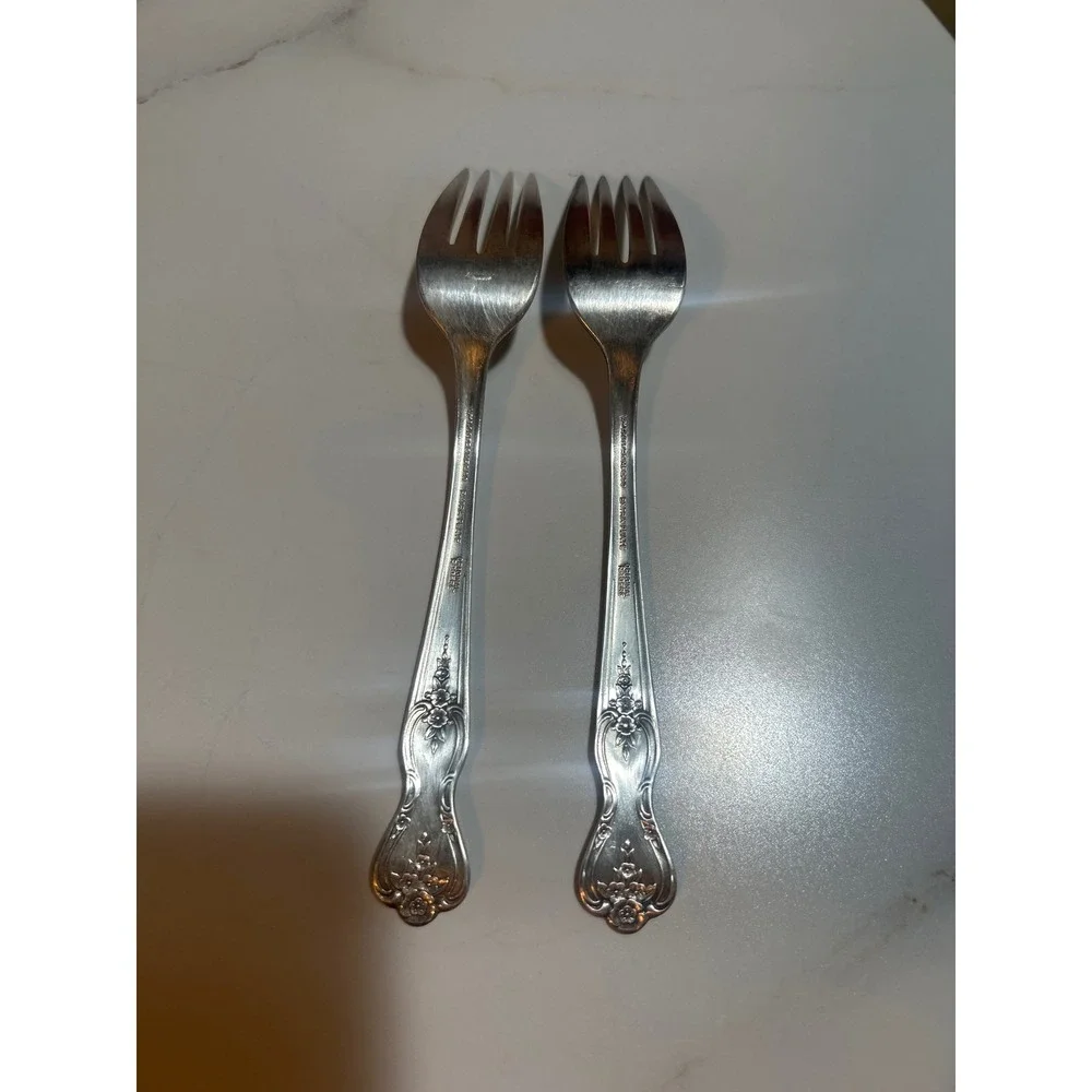 Wm Rogers & Son Victorian Rose Silver Plate Salad Forks Set of 2 Floral Vintage